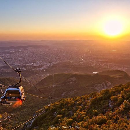Dajti Mountain View Lägenhet Tirana Exteriör bild